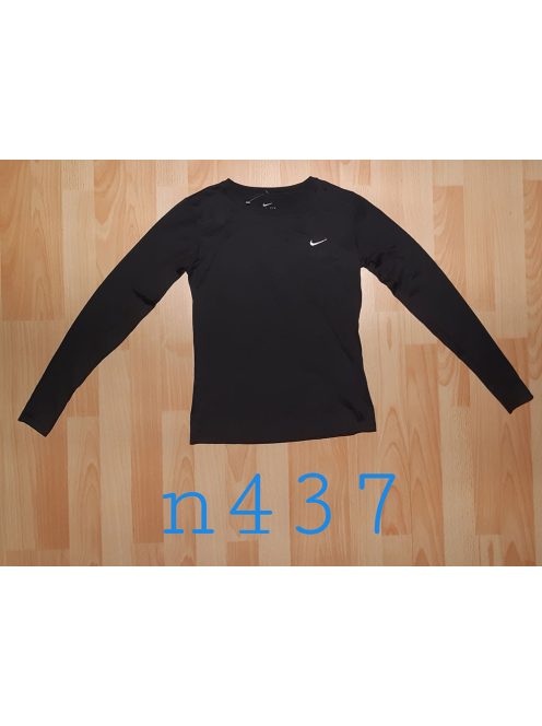 N437 NIKE XS-es fekete futófelső